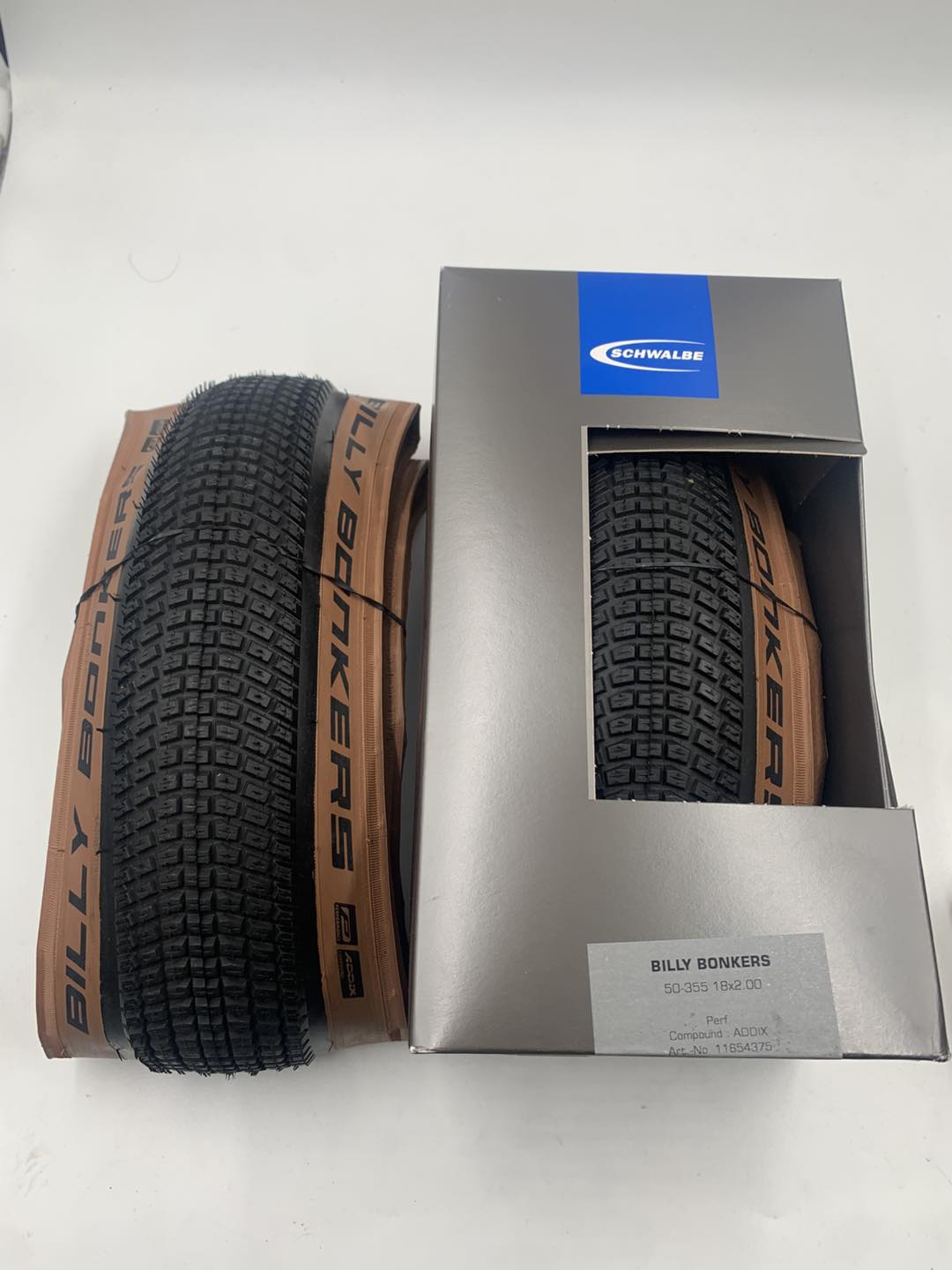 Billy Bonkers 2pcs Billy Bonkers Birdy Tires 18"x2.0 - Image 1