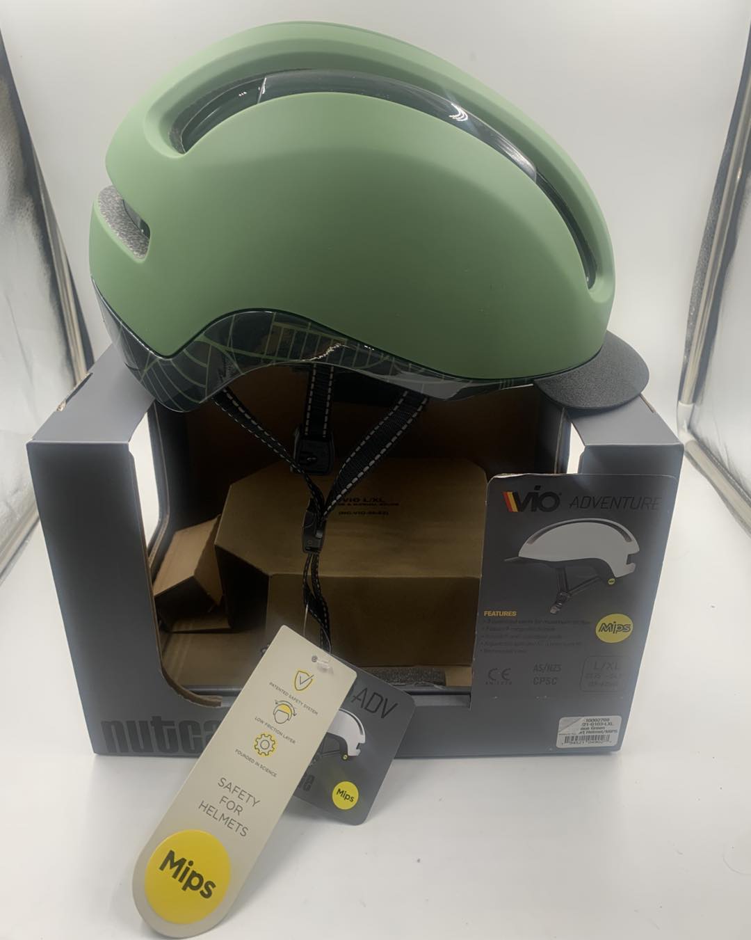 Nutcase R3 Nutcase Helmet - Image 1